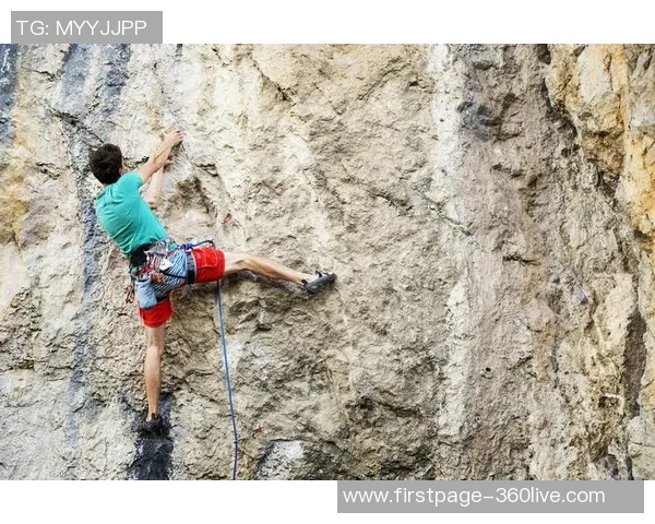 从零到巅峰：全面掌握攀岩技巧与心理素养的实用指南