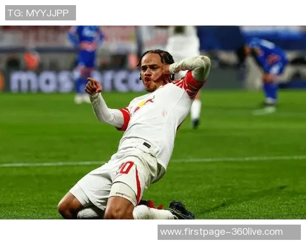 哈维西蒙斯的崛起与未来展望：年轻天才如何重塑足球世界